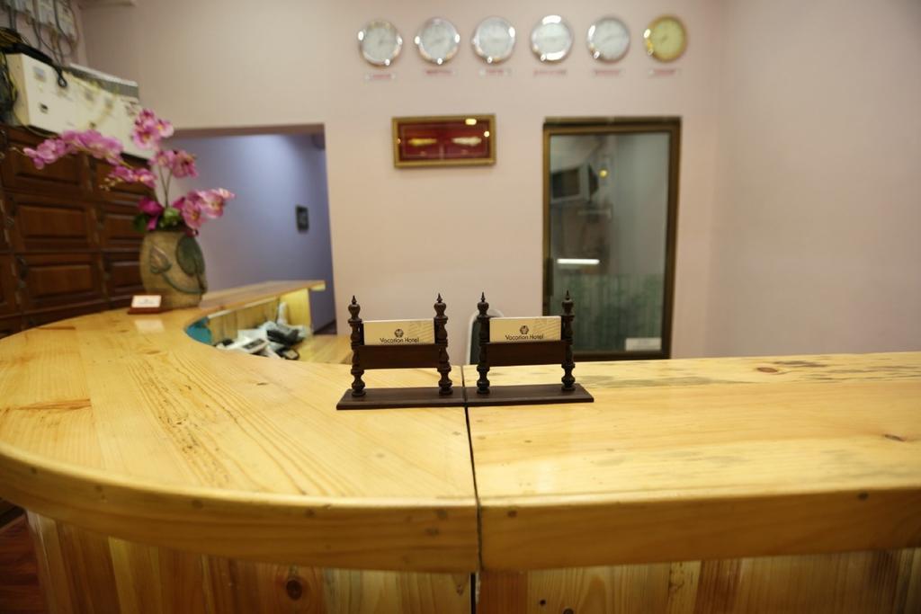 Vacation Hotel Янгон Экстерьер фото