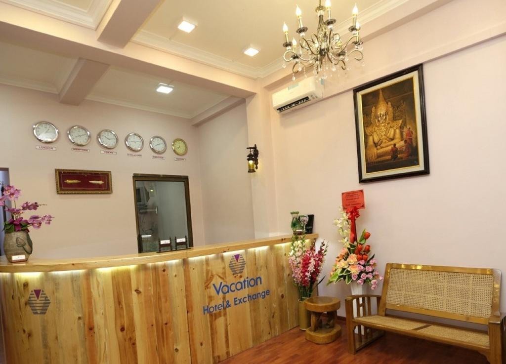 Vacation Hotel Янгон Экстерьер фото